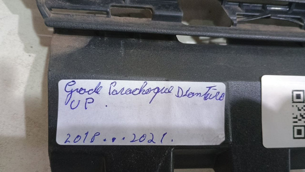 Grade Parachoque Dianteira VW Up 2018/2021 Usada