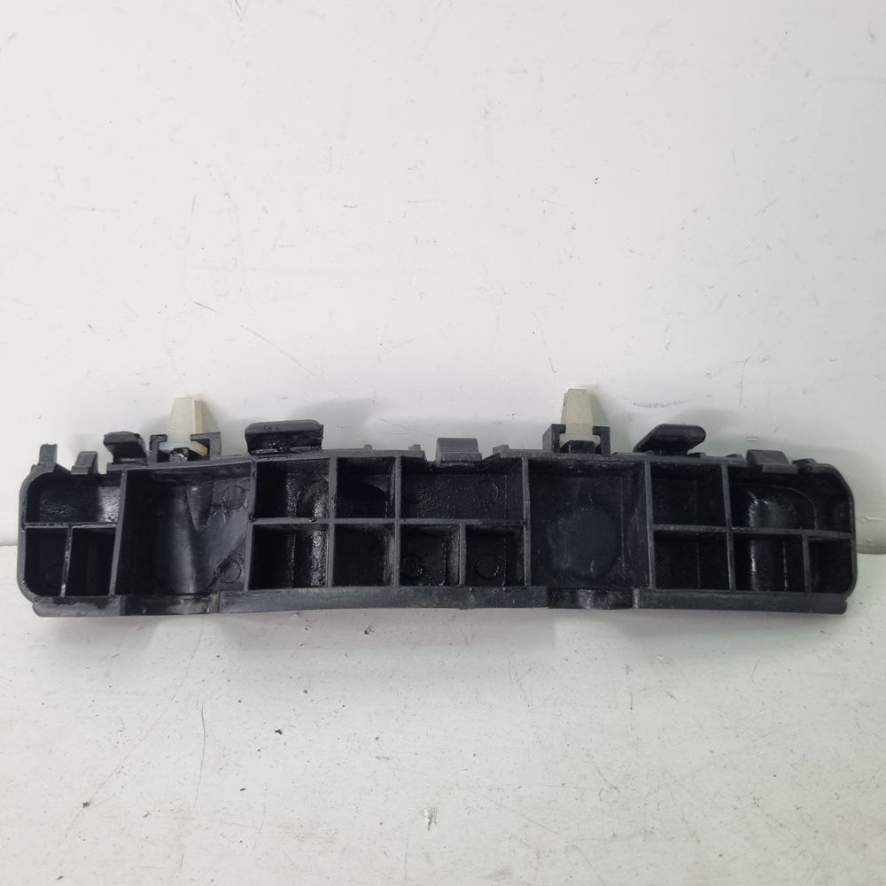 Guia Para-choque Tras Esq Hyundai HB20 2012/2019