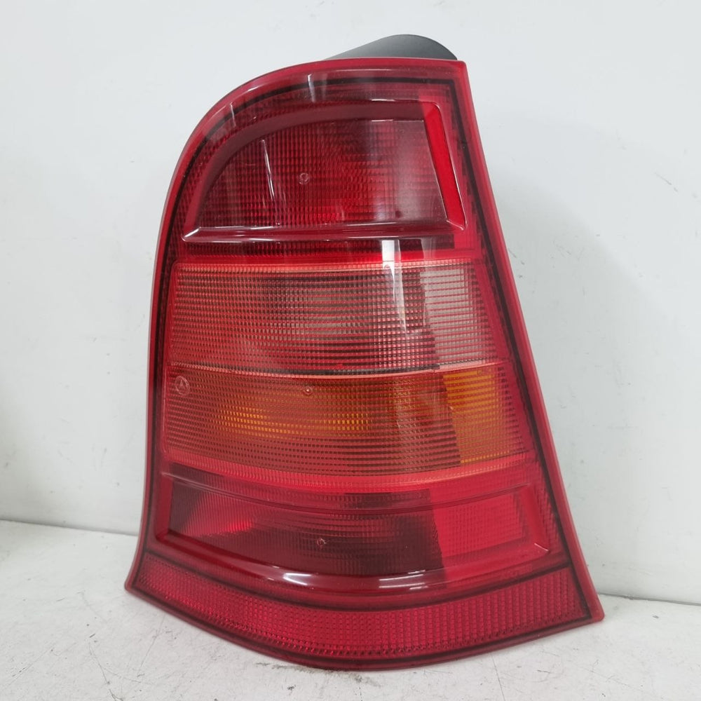 Lanterna Tras Dir Mercedes-Benz Classe A 1998/2002