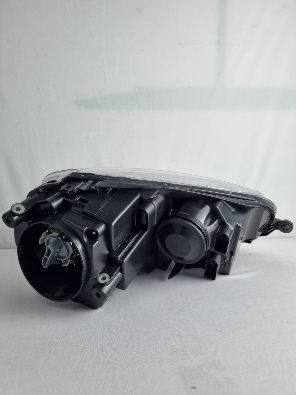 Farol lado esquerdo sem xenon Jetta 2007 a 2010