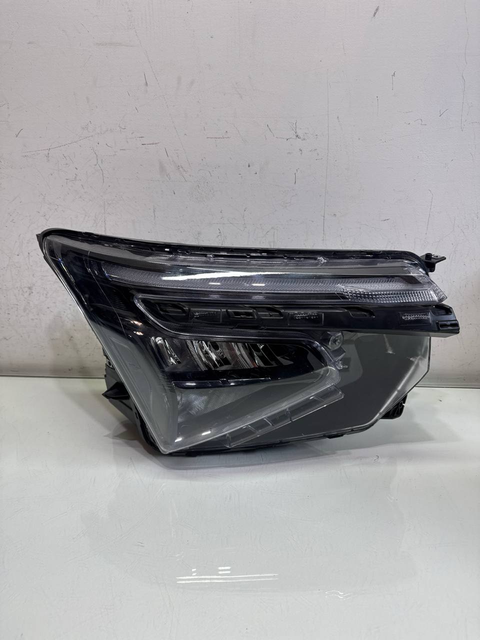 Farol Dianteiro Direito Full LED Chevrolet Spin 2024/2026 Original