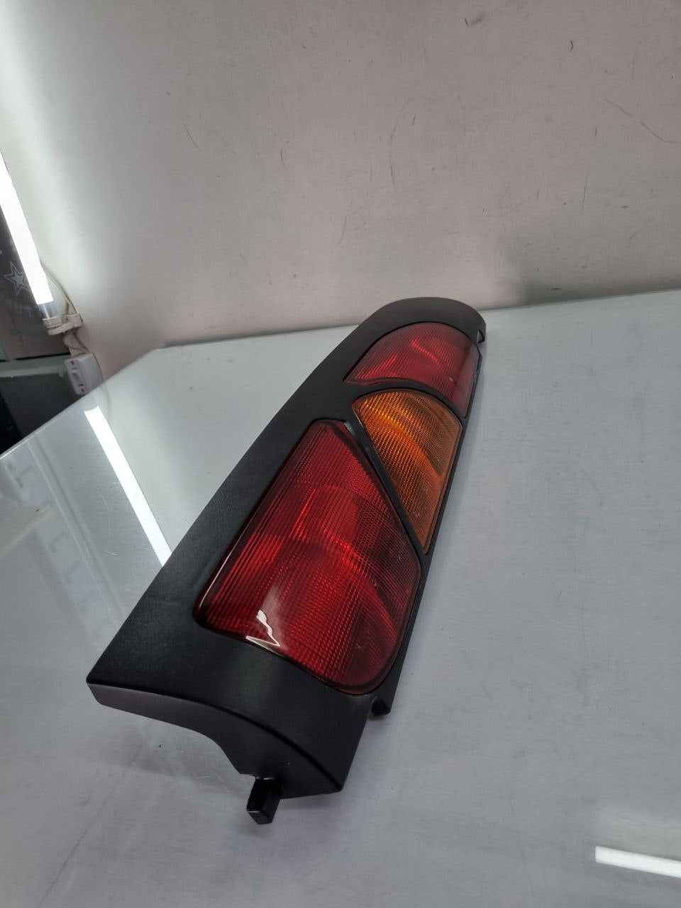 Lanterna Tras Esq Renault Kangoo 2000/2008