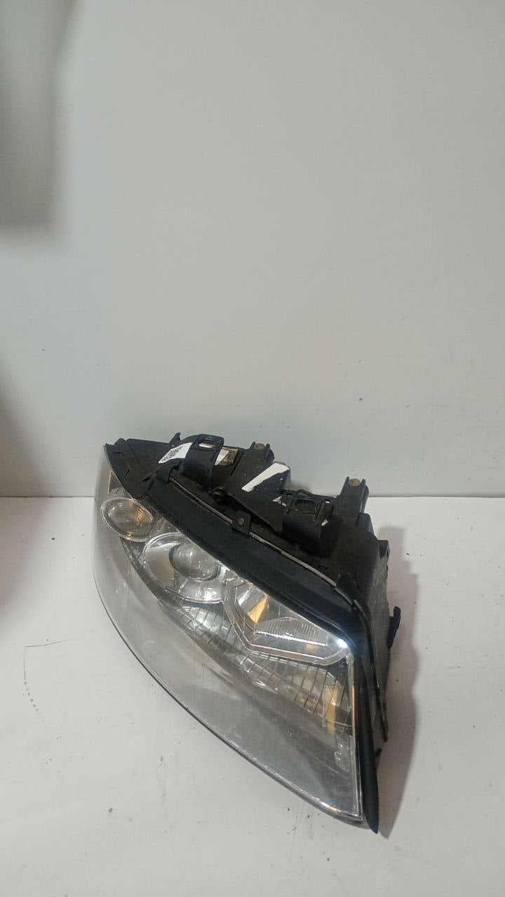 Farol Diant Esq Audi A4 2001/2004 - Original