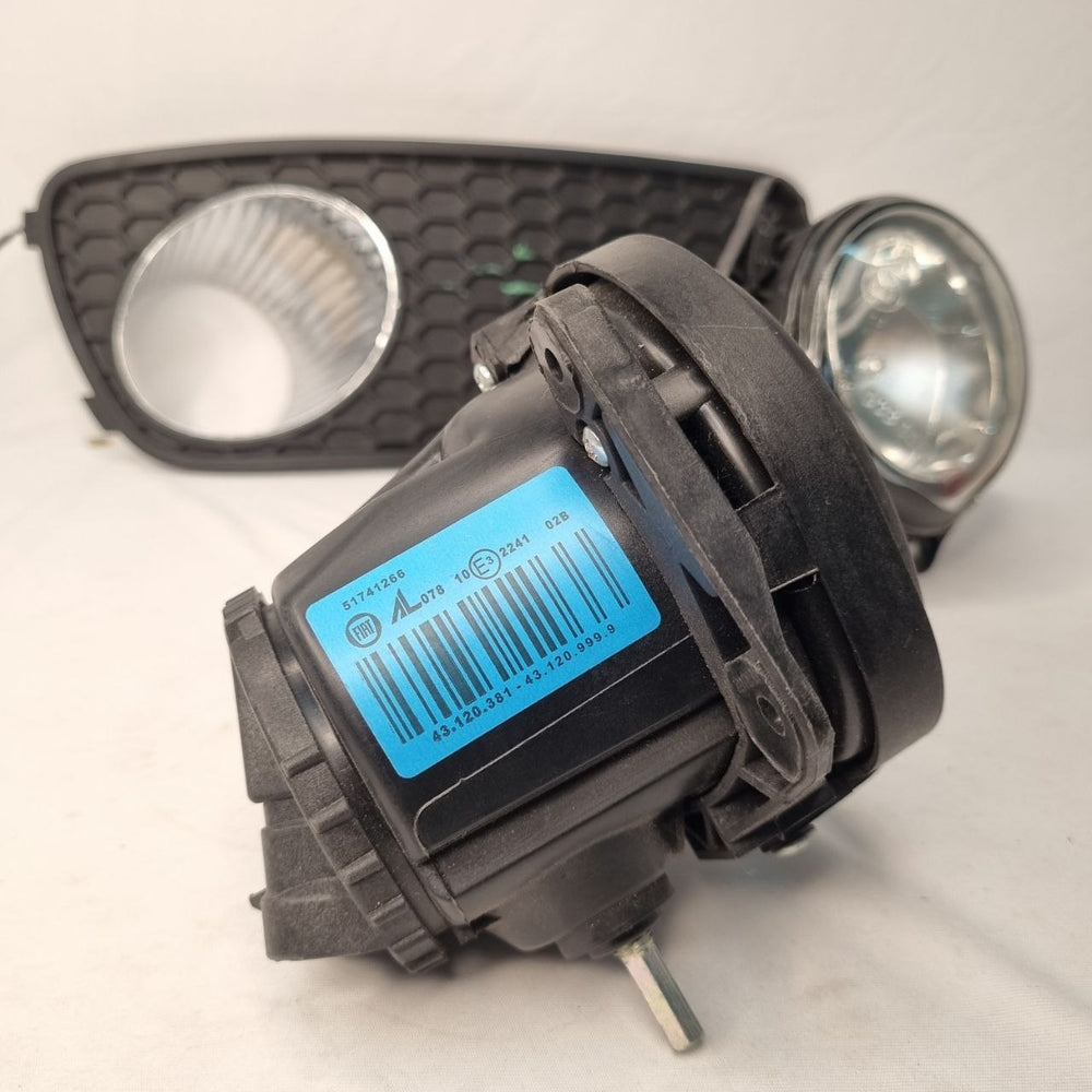 Par Farol de Milha Fiat Palio 2004/2010 Novo
