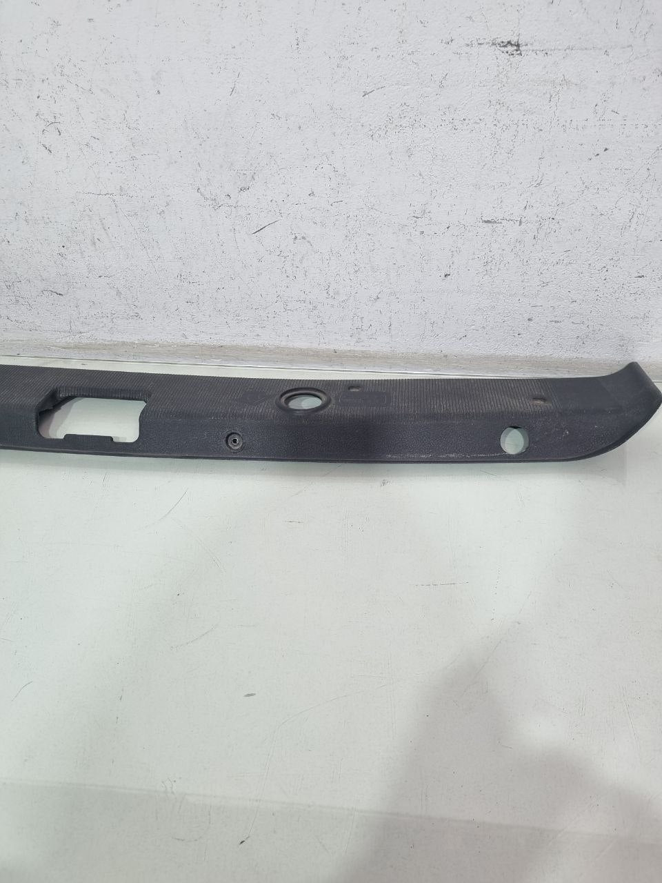 Soleira Painel Traseiro Fiat Palio 1996/2001 Usado