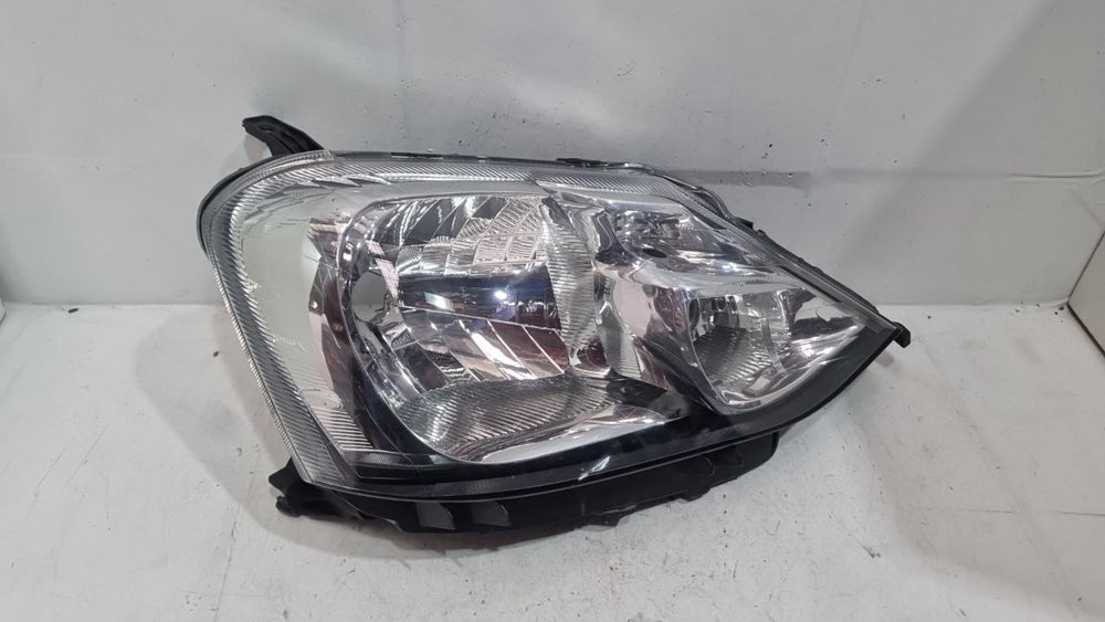 Farol Diant Dir Toyota Etios 2013/2019