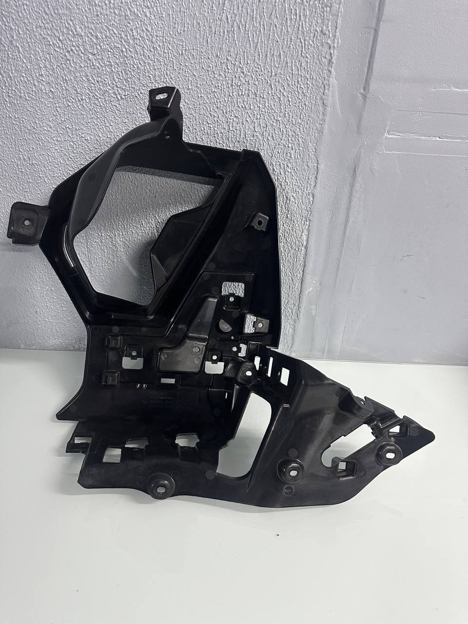 Duto Exaustão Ar Direito BMW R 1300 GS Adventure 2023/2026