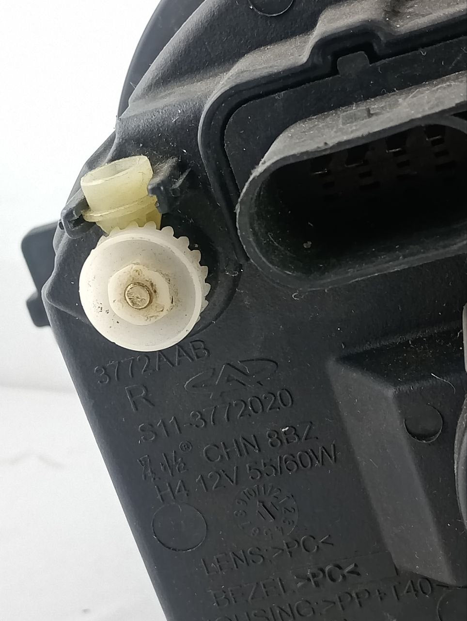 Farol Diant Dir Chery QQ 2011/2015