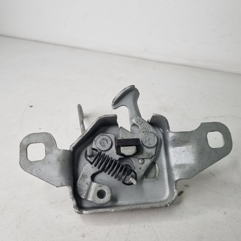 Fechadura Capo Renault Duster 2016/2023