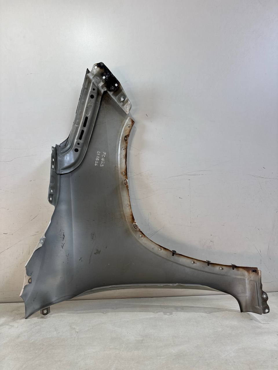 Paralama Diant Dir Toyota Hilux SW4 2016/2021 Usado