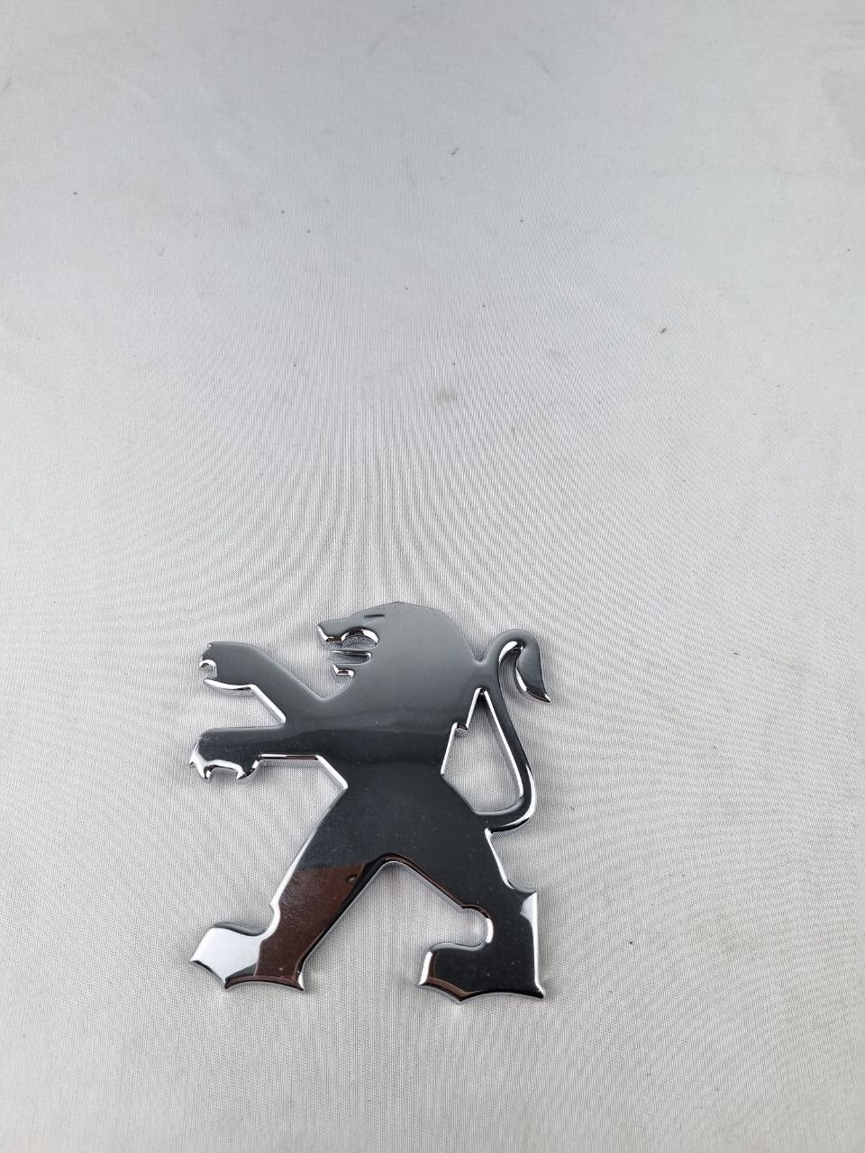 Emblema Diant/Tras Leão Peugeot 206/207/307/308/3008