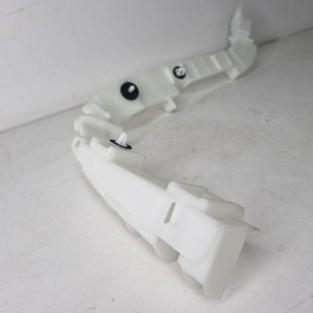 Guia Para-choque Tras Esq Chevrolet Captiva 2008/2017