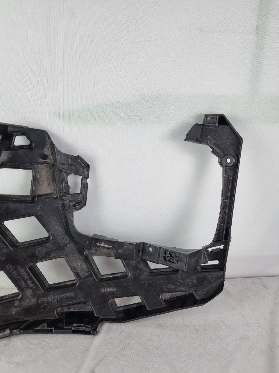Suporte Farol Milha Direito Volkswagen T-Cross 2020/2024 Novo