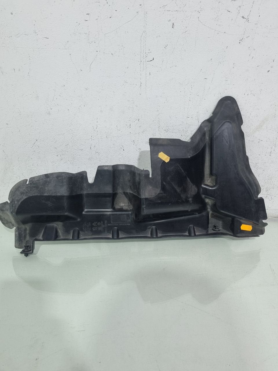 Defletor Direito Radiador Citroën C4 Lounge 2014/2016