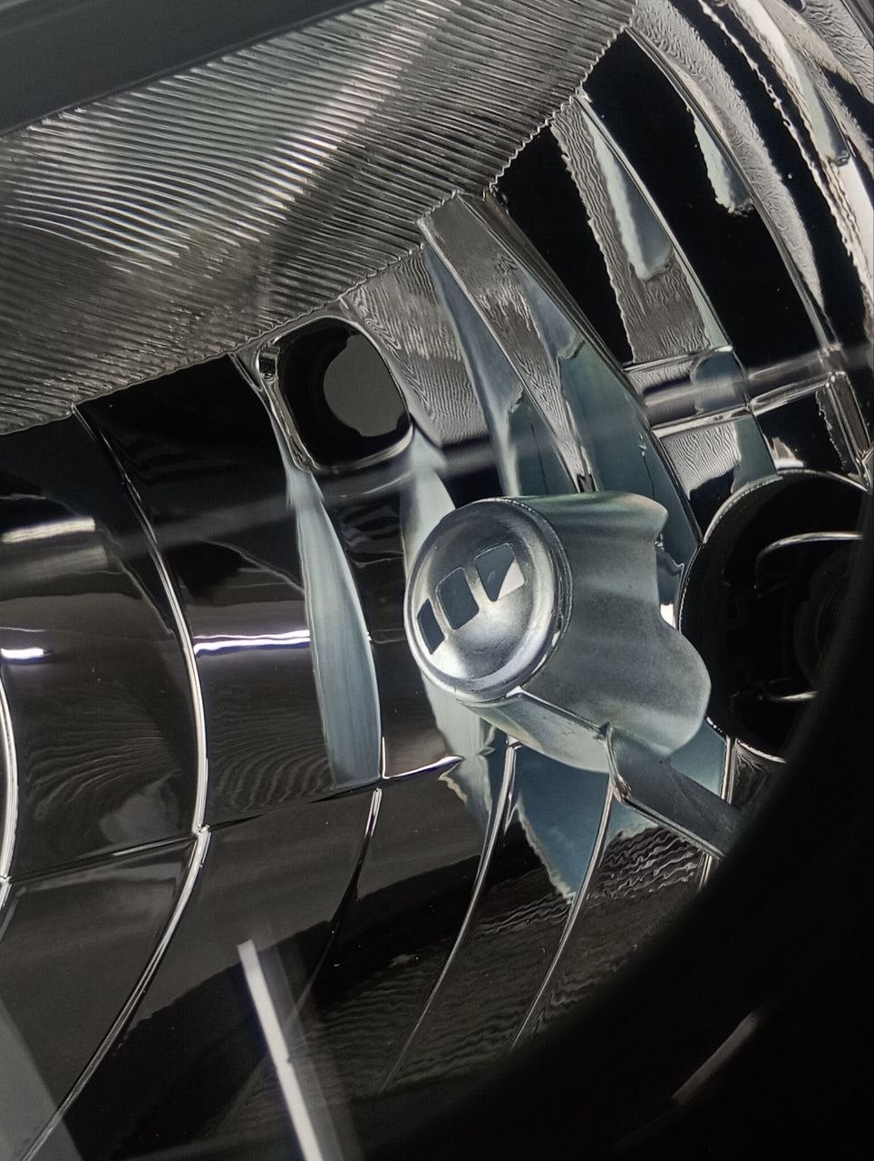 Farol Diant Esq Fiat Uno 2015/