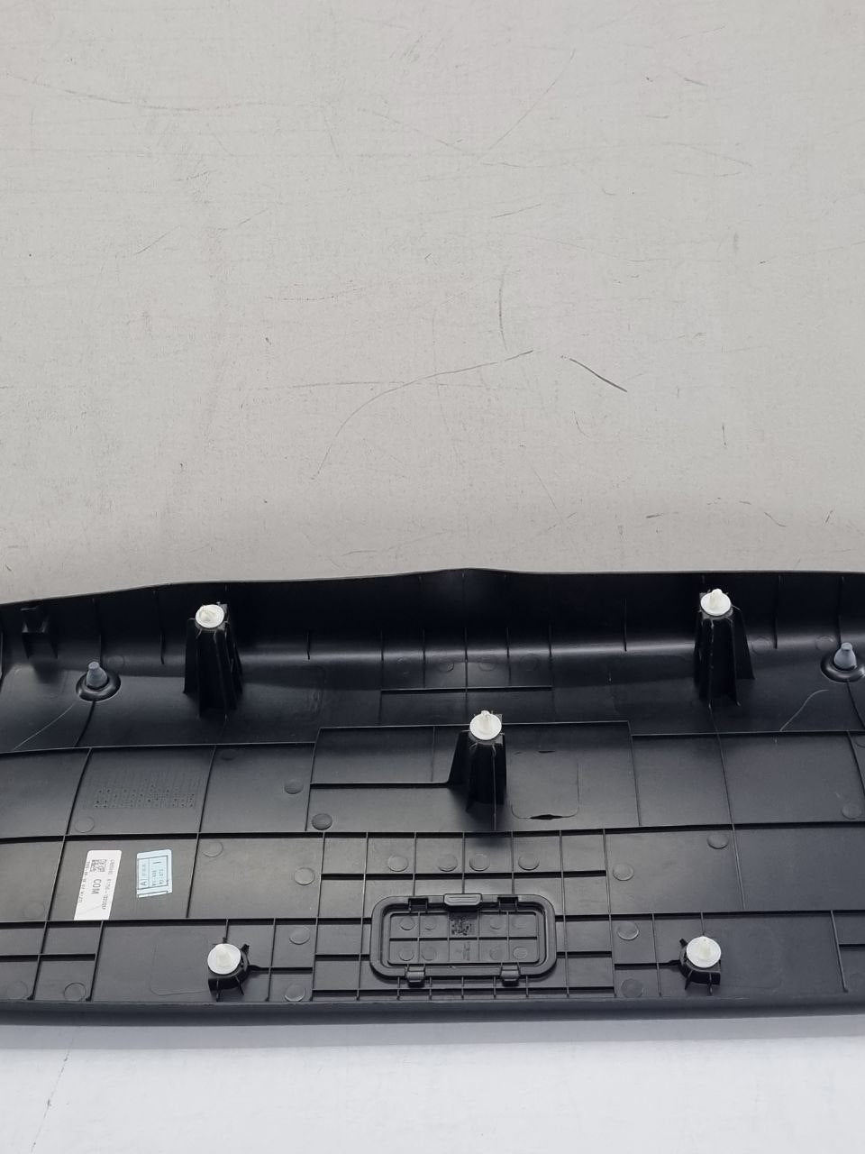 Moldura Tampa Tras Hyundai HB20 Hatch 2013/2019