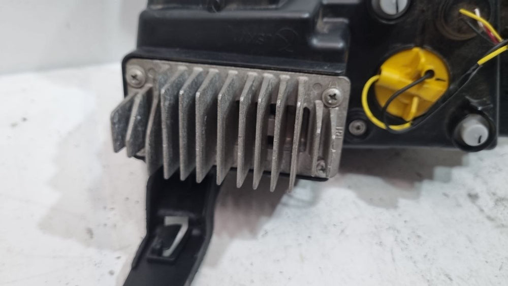 Farol Diant Dir Renault Kwid 2022/2025