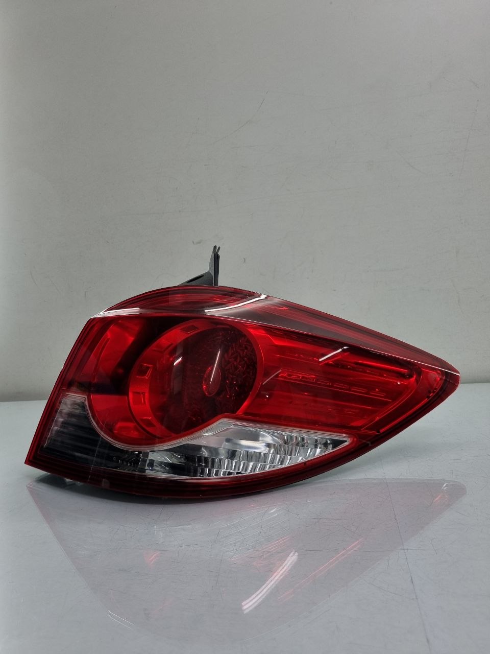 LANTERNA DIREITA CRUZE 2011/2015 HATCH ORIGINAL