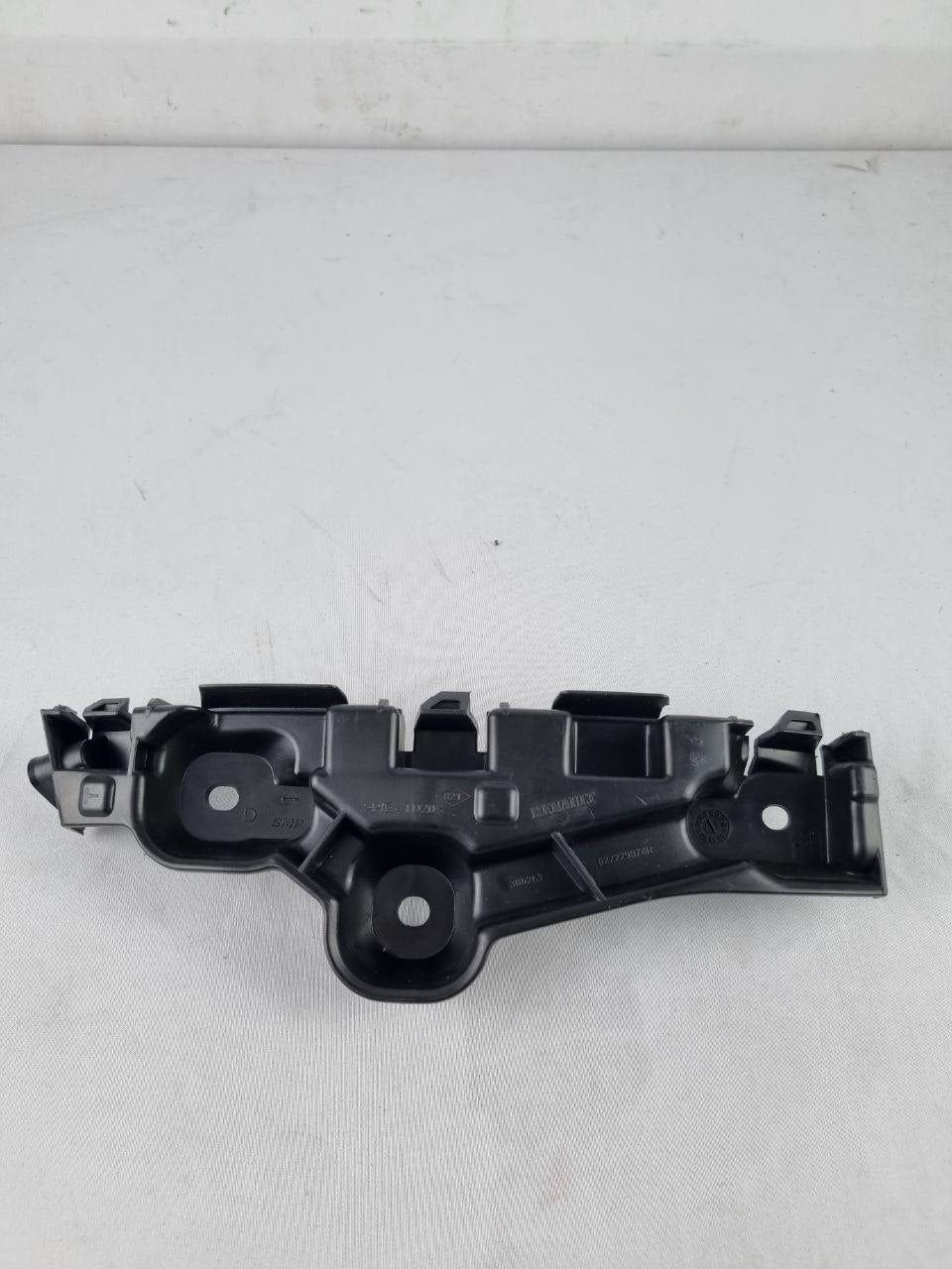 Guia Suporte Para-choque Diant Dir Renault Sandero Logan 2014/2020
