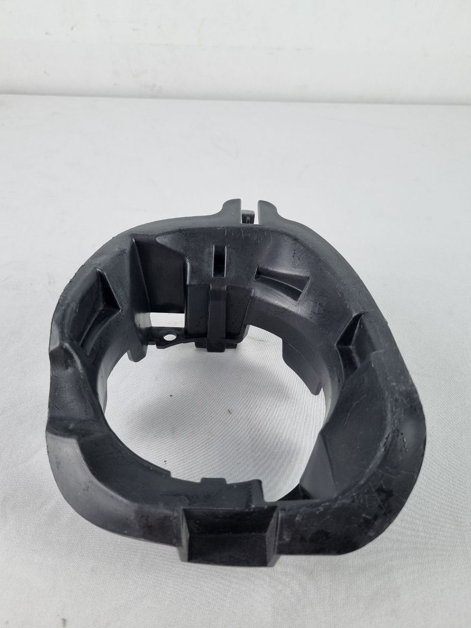 Suporte Farol Milha Esq Renault Clio Duster Sandero 2007/2013
