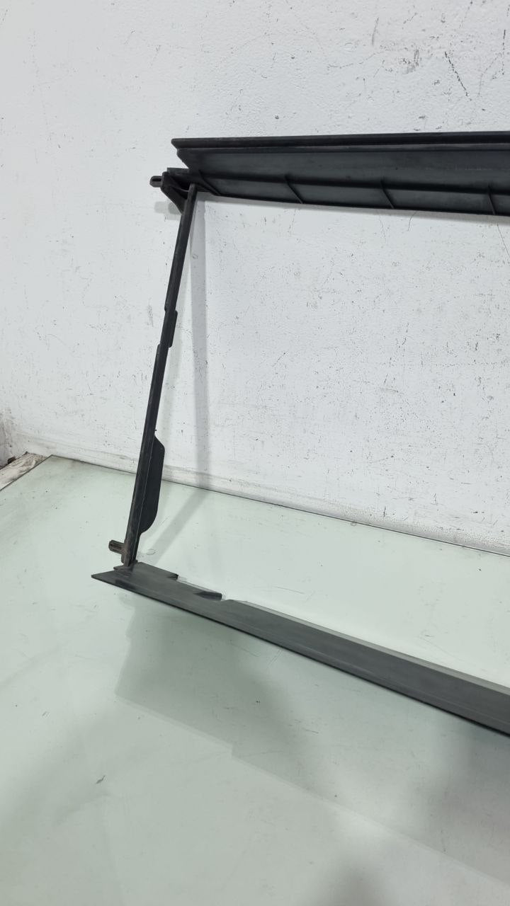 Quadro Defletor Radiador Renault Captur/Duster/Oroch 2017/2021