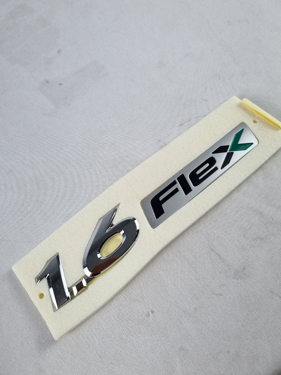 Emblema 1.6 Flex Hyundai HB20 HB20S 2012/2019