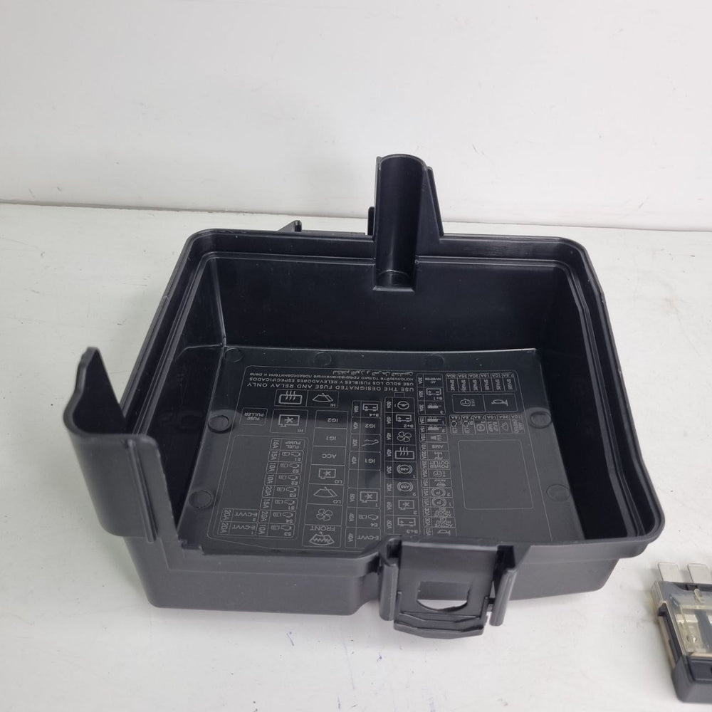 Caixa de Fusivel Motor Hyundai Santa Fe 2015/2019