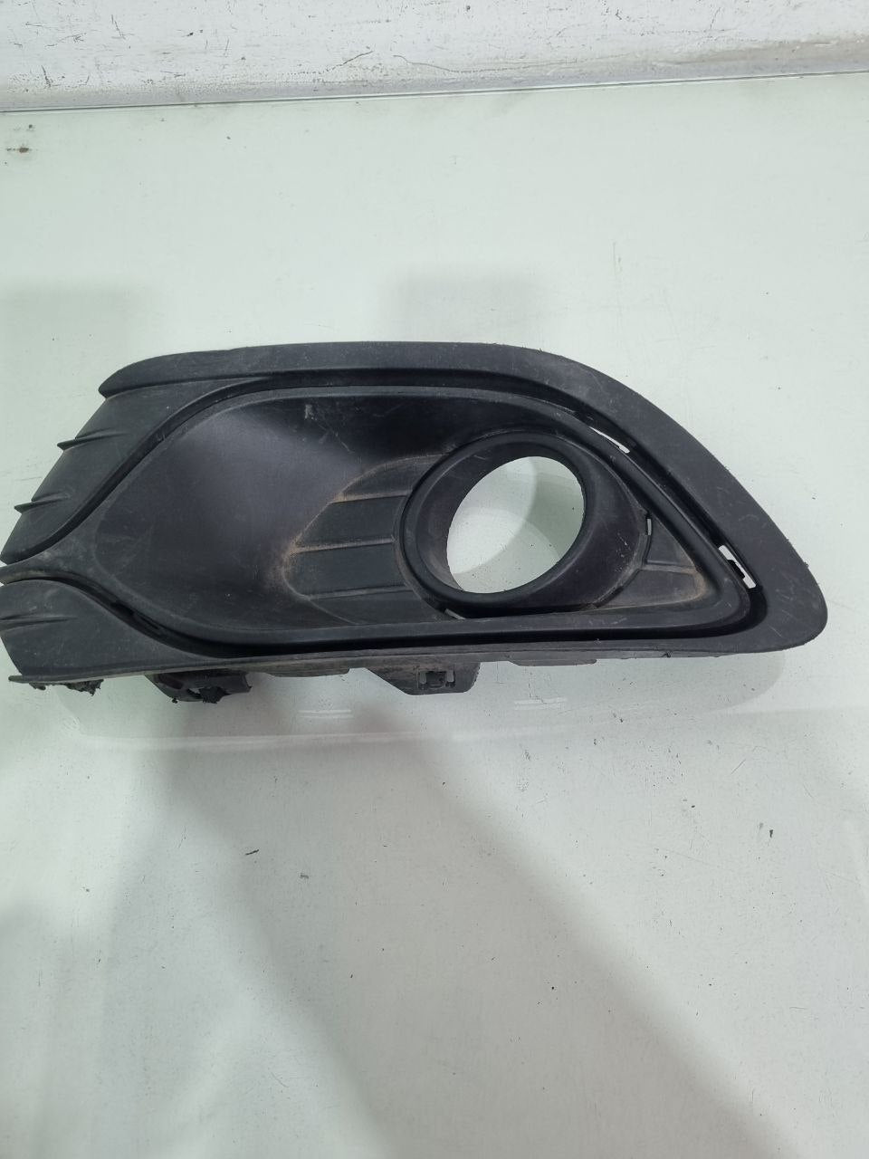 Moldura Milha Diant Esq Renault Logan 2016/2019
