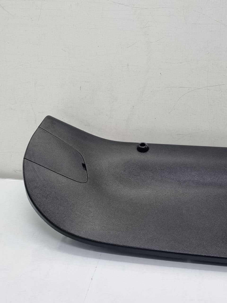 Moldura Tampa Tras Hyundai HB20 Hatch 2013/2019