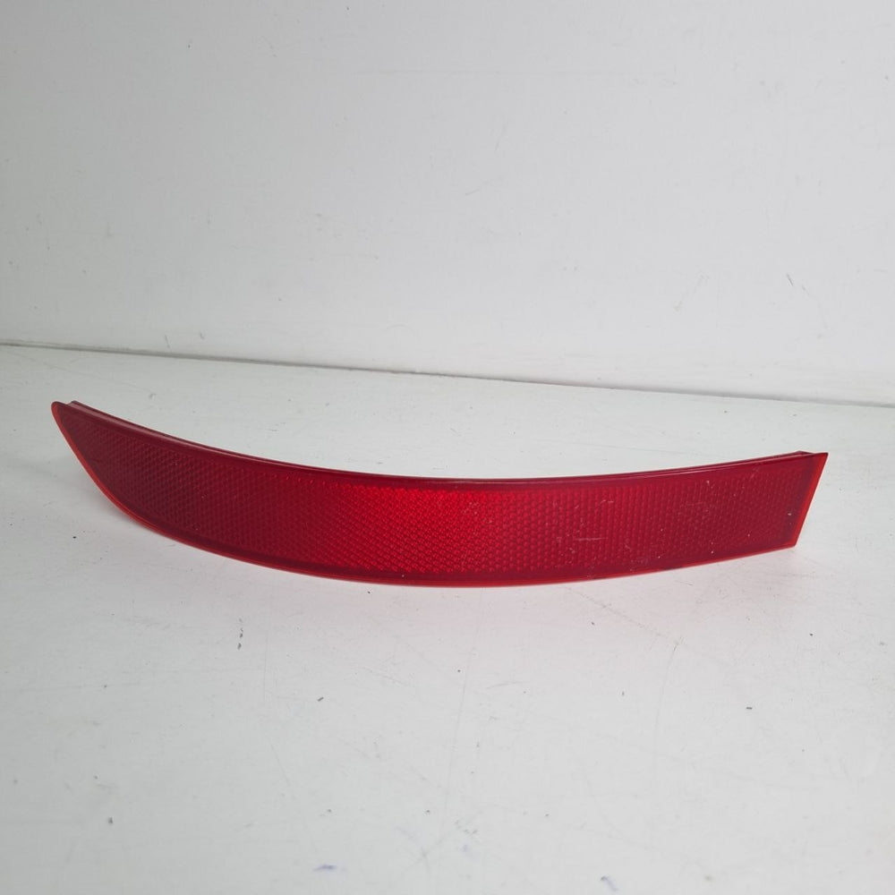 Refletor Tras Dir Parachoque Volkswagen Jetta 2015/2018