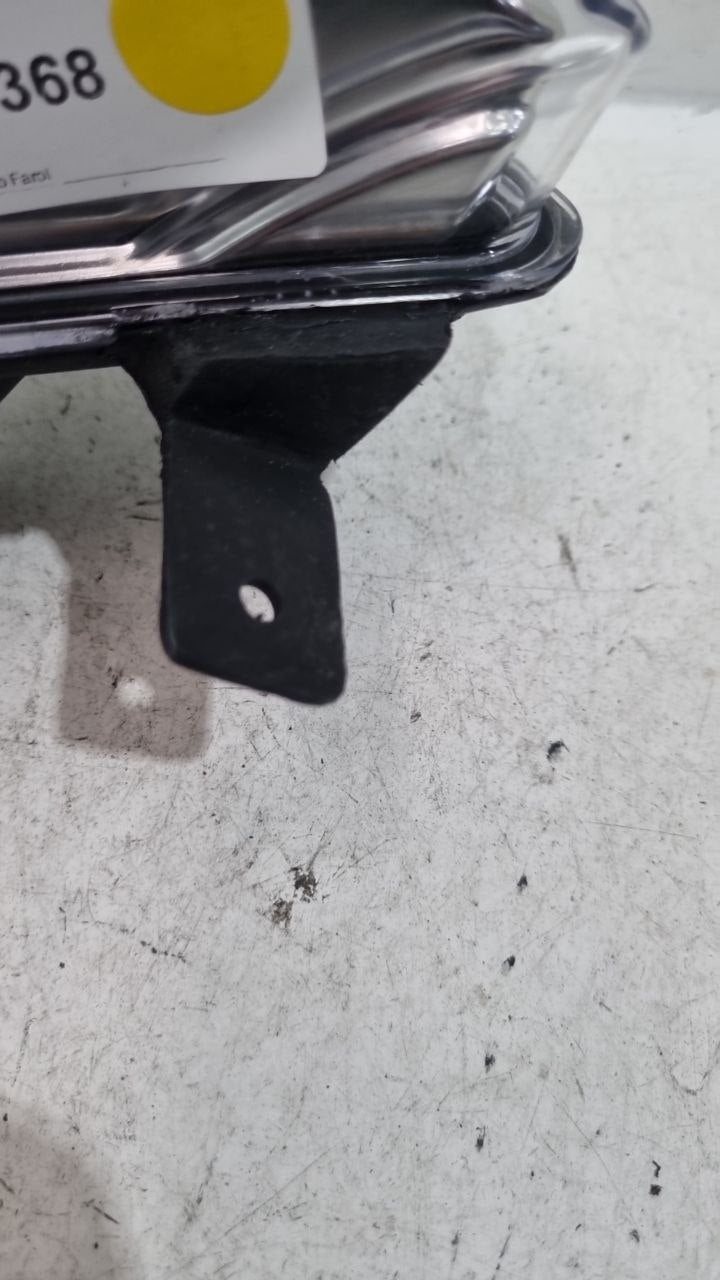Farol de Milha Diant Esq Jeep Commander 2021/2024