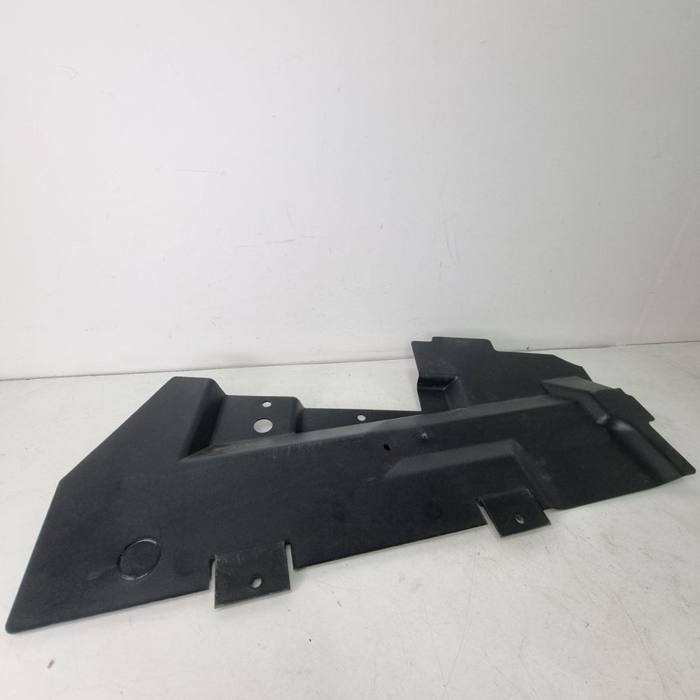 Defletor de Ar Lado Dir do Radiador Volkswagen Gol G3 2001/2010