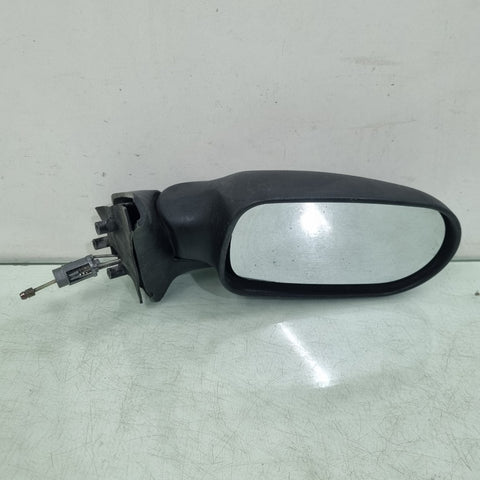 Retrovisor Direito Com Controle Fiat Fire 2005/2010 Usado.