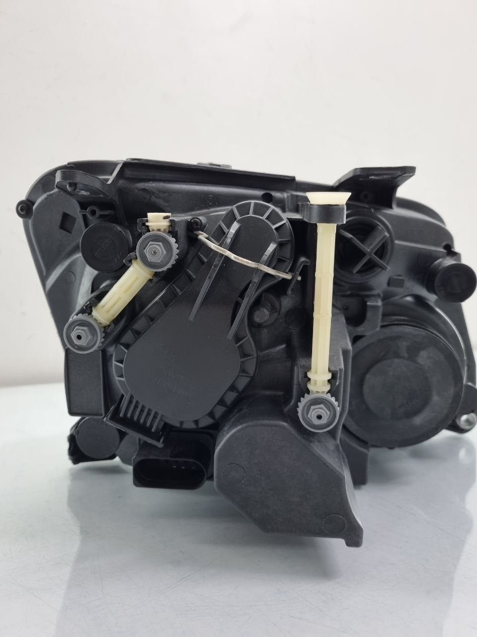 Farol Diant Esq Volkswagen Amarok 2011/2015