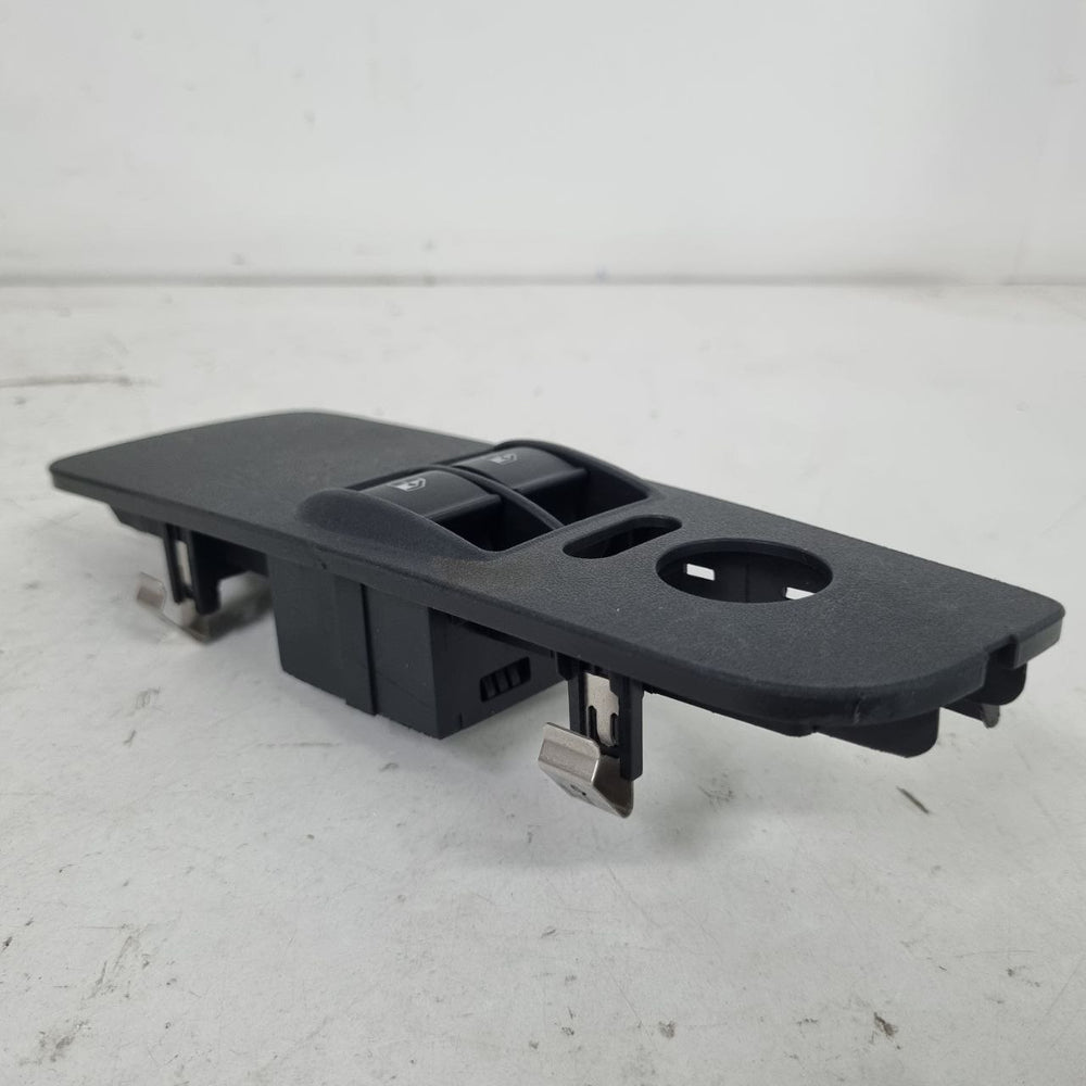 Moldura Interruptor Vidro Diant Fiat Punto Linea 2007/2012