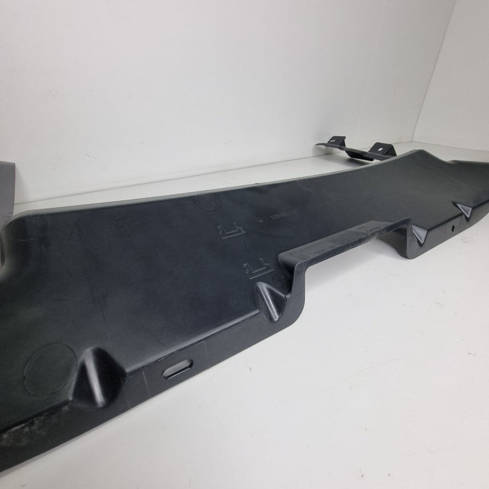 Defletor Superior do Radiador Renault Duster 2012/2015 Usado