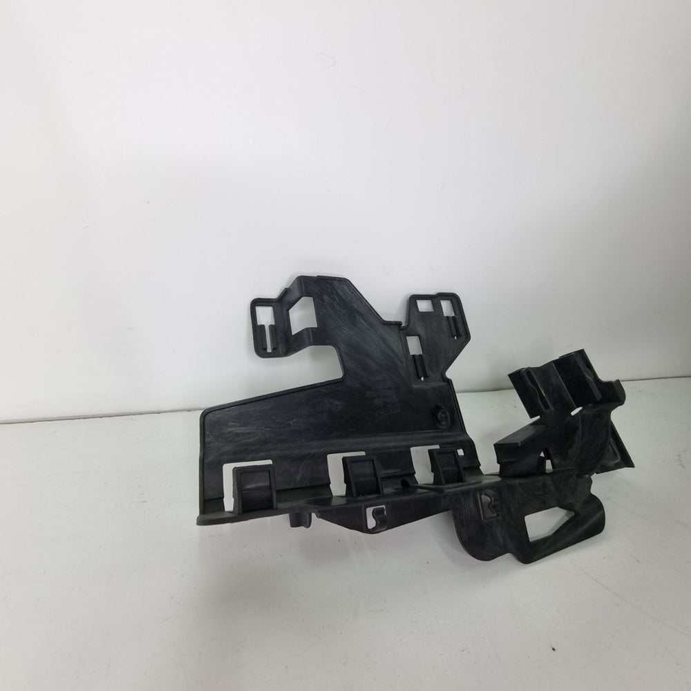 Suporte Fechadura Porta Dianteira Esquerda Ford New Fiesta 2013/ Novo