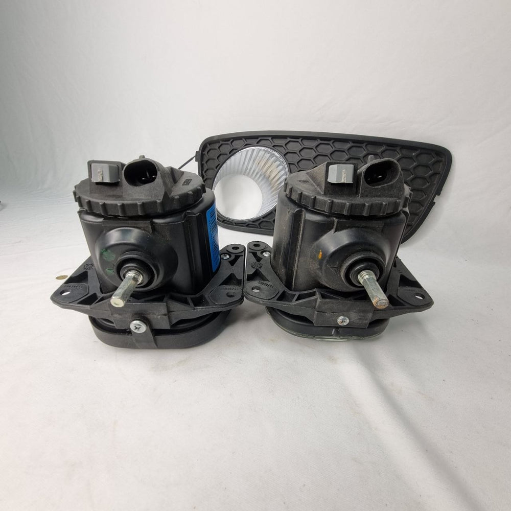 Par Farol de Milha Fiat Palio 2004/2010 Novo