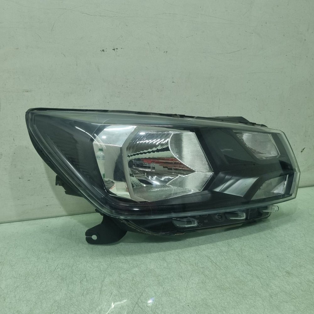 Farol direito Saveiro robust foco simples 18/23