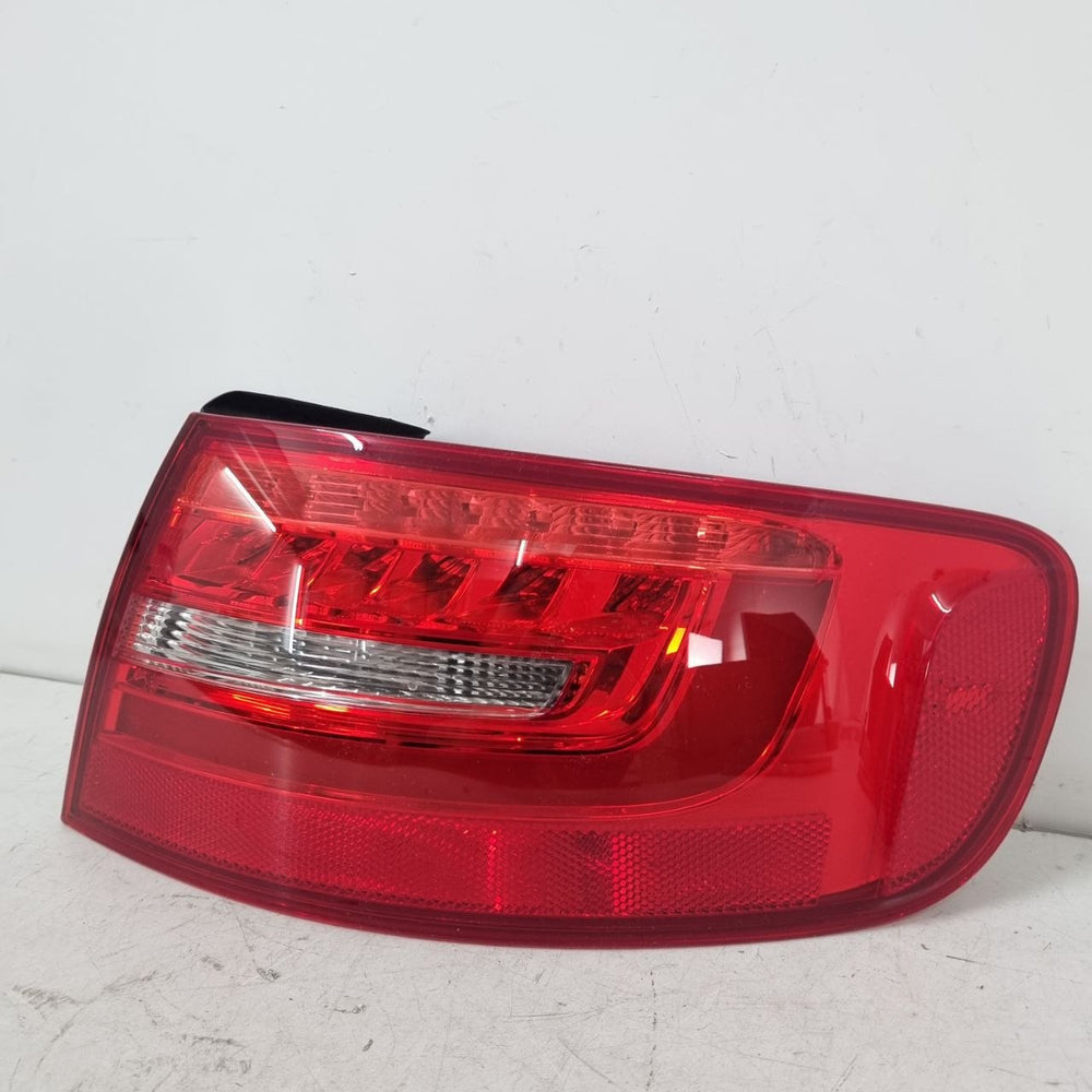 Lanterna Tras Dir Lateral LED Audi A4 2013/2016