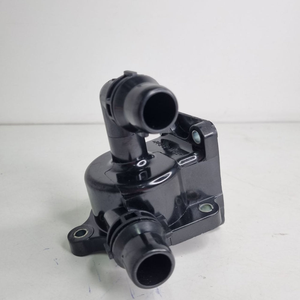 Carcaça Valvula Termostatica BMW 120i 318i 320i X1 2010/2019