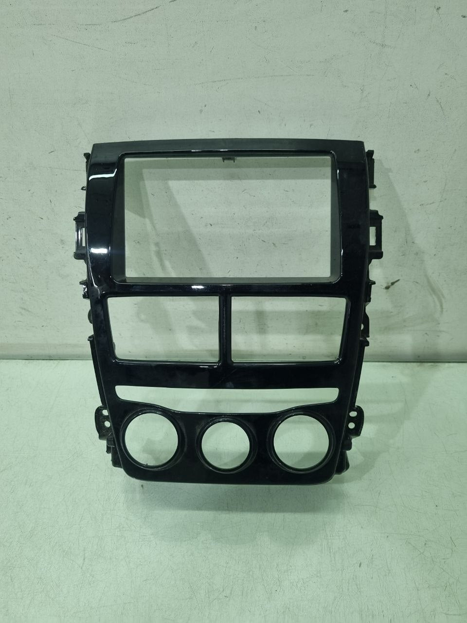 Moldura do Painel Toyota Yaris 2017/2022 Usado