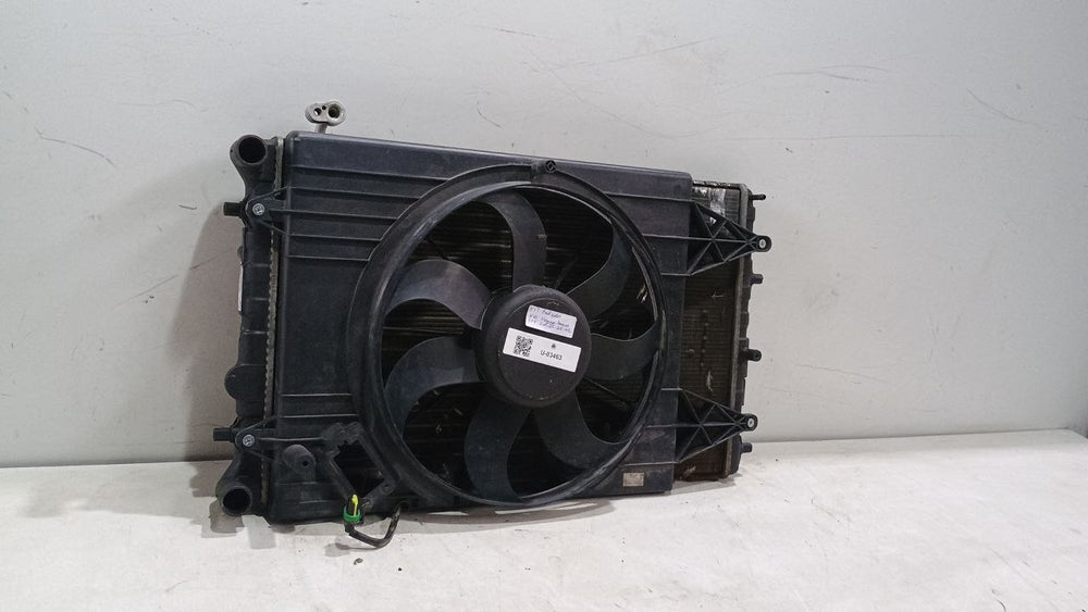 Kit Radiador com Condensador e Ventoinha Volkswagen Gol/Voyage/Fox/Saveiro G5/G6 2008/2016