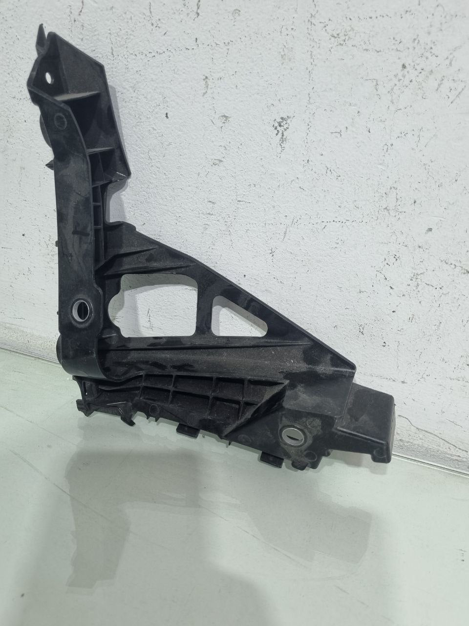 Suporte Guia Parachoque Dianteiro VW Nivus 2021/2023 Novo