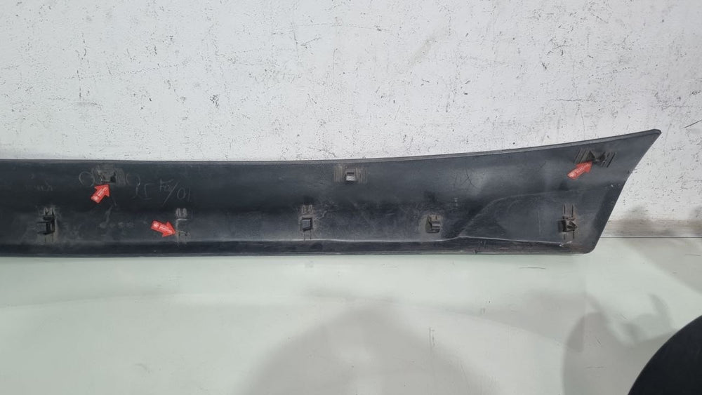 Aplique Parachoque Tras Mitsubishi Outlander 2016/2018