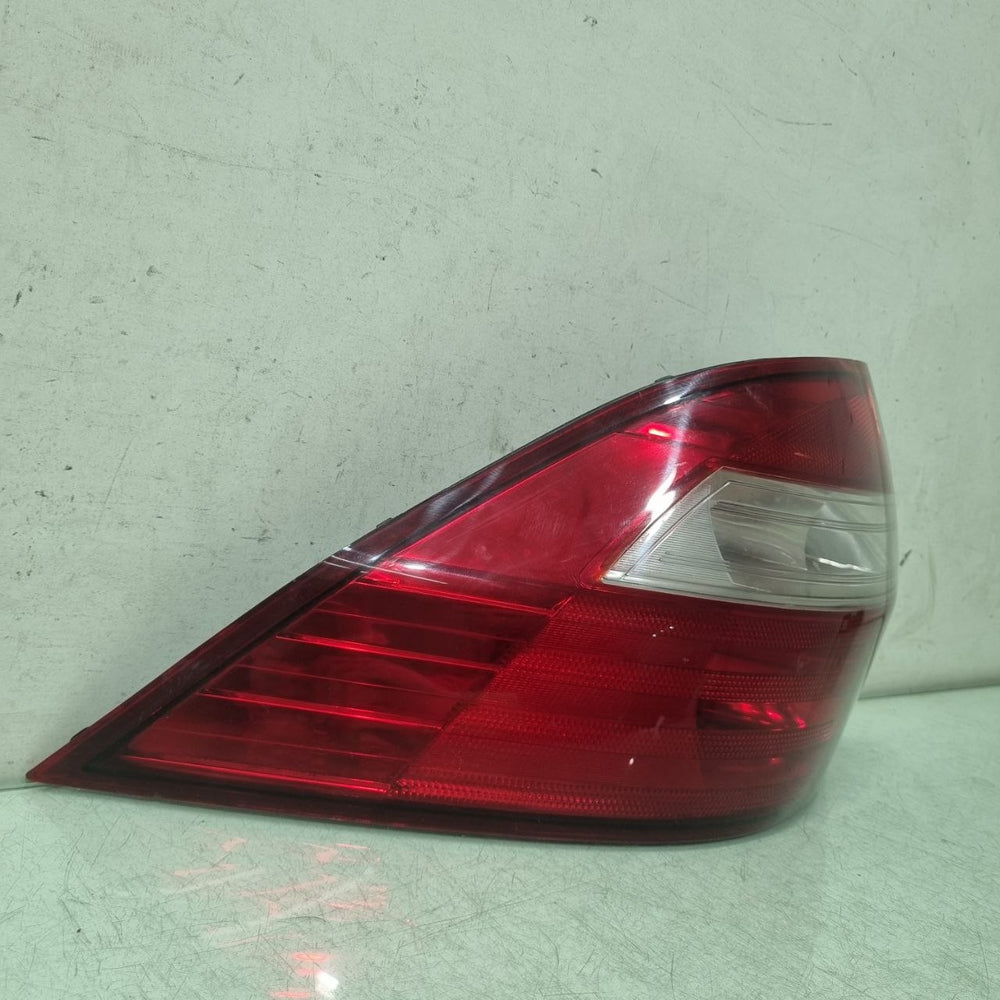 Lanterna Tras Esq Chevrolet Prisma 2006/2012