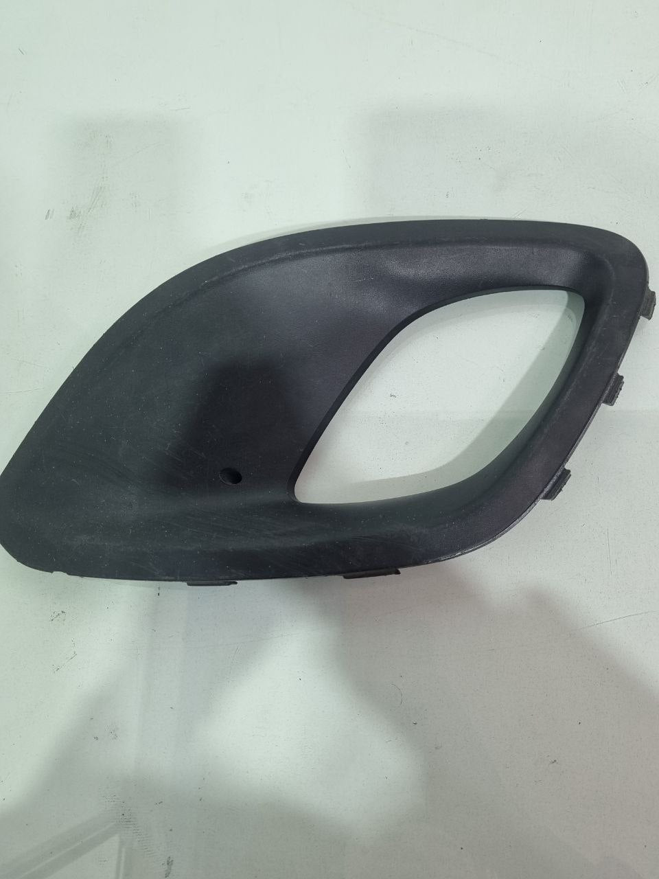 Moldura Farol de Milha Esq Kia Picanto 2012/2015