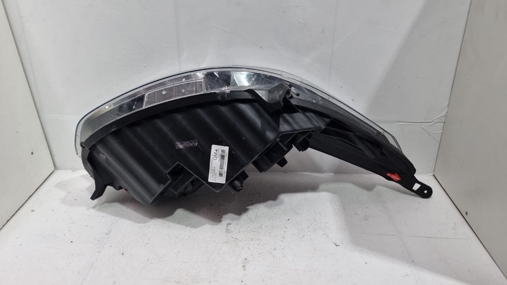 Farol Dianteiro Esquerdo Chevrolet Cobalt 2016/2023 Usado