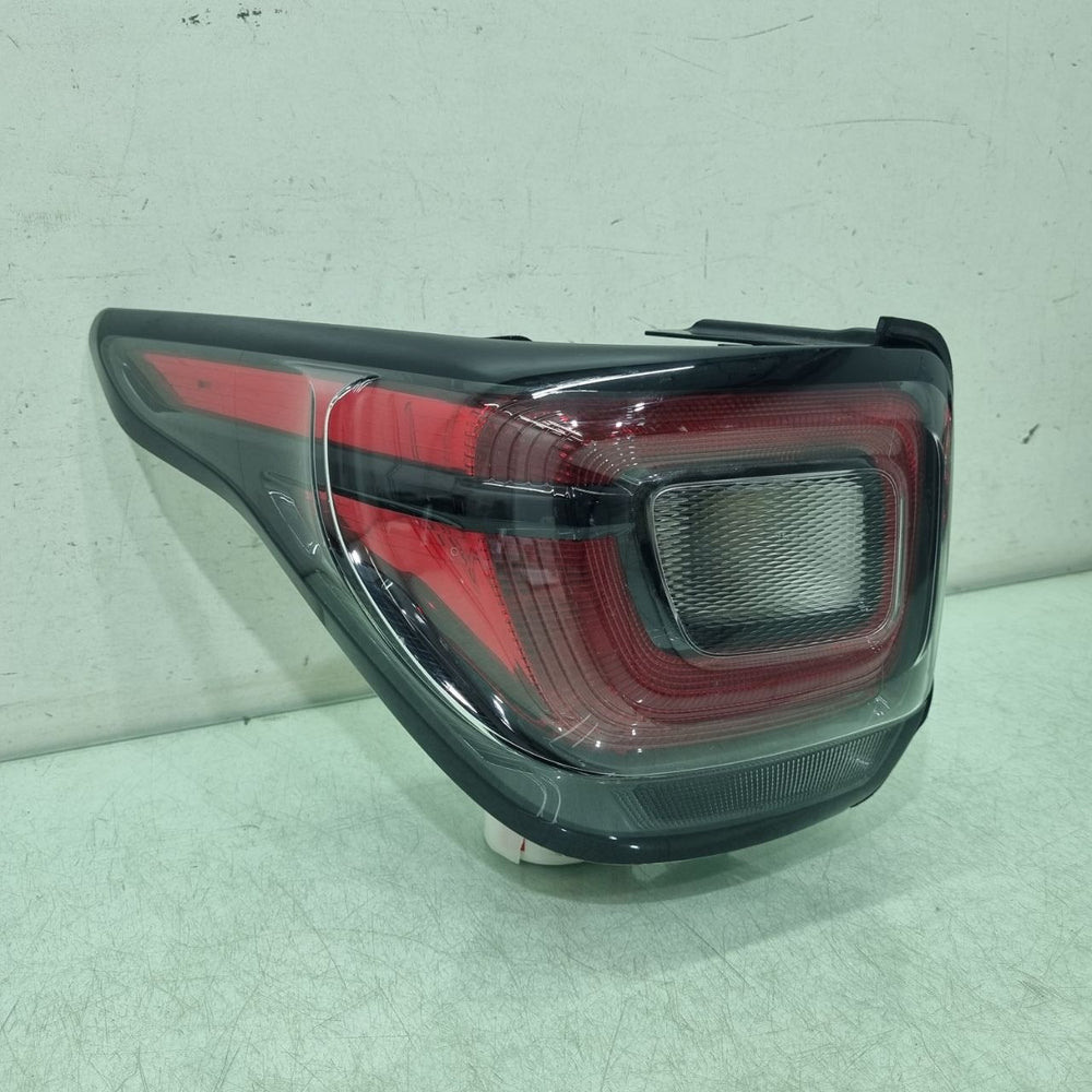 Lanterna Traseira Esquerda Fiat Strada 2020/2025 Original