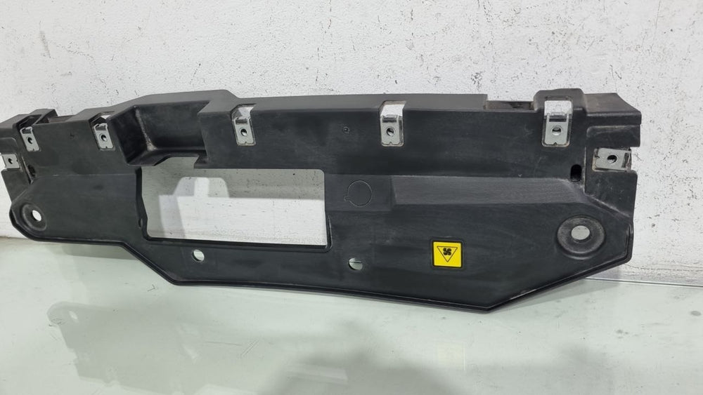 Moldura Superior Fixação Radiador Fiat Strada 2020/2026